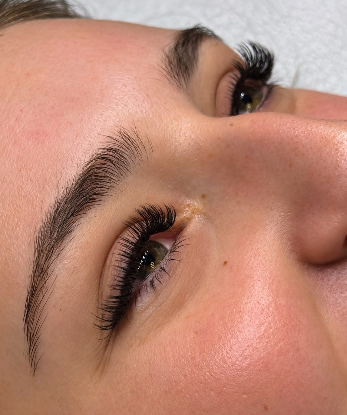 Aufgefüllte Wimpernverlängerung bei CENTRALBEAUTY